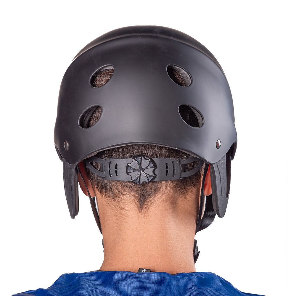 Casco Náutico Negro